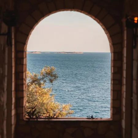 Tamara Otel Kaş