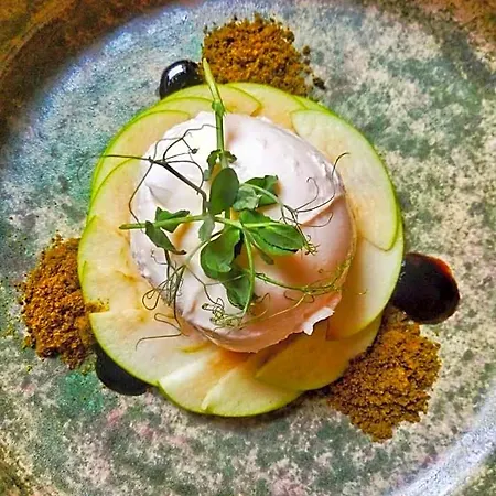 타마라 4*